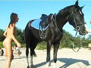 orgasmo montando un caballo